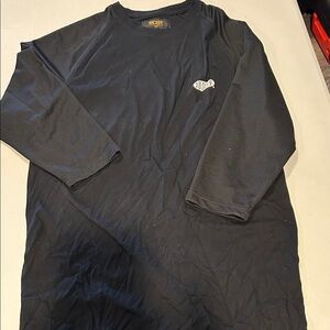 10.Deep Black Long Sleeve Tee